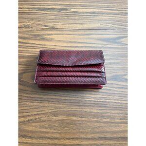 Bloomingdale’s burgundy snakeskin leather shoulder crossbody bag